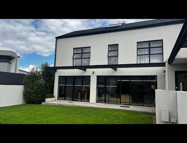 4 BEDROOM PROPERTY TO RENT IN MIDSTREAM RIDGE